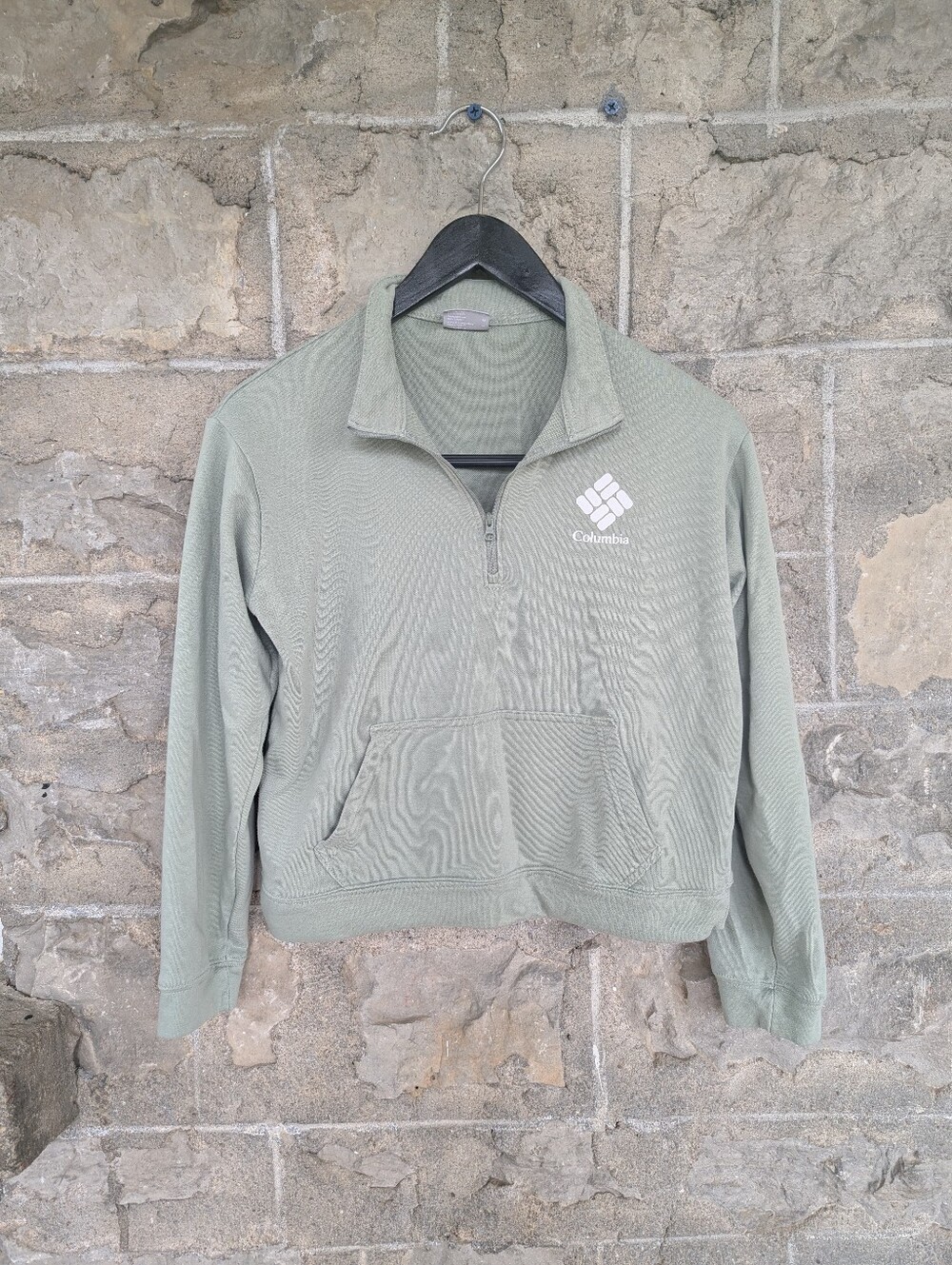 Columbia Women's Sage Green Half-Zip Pullover Athletic Cropped Sweat
